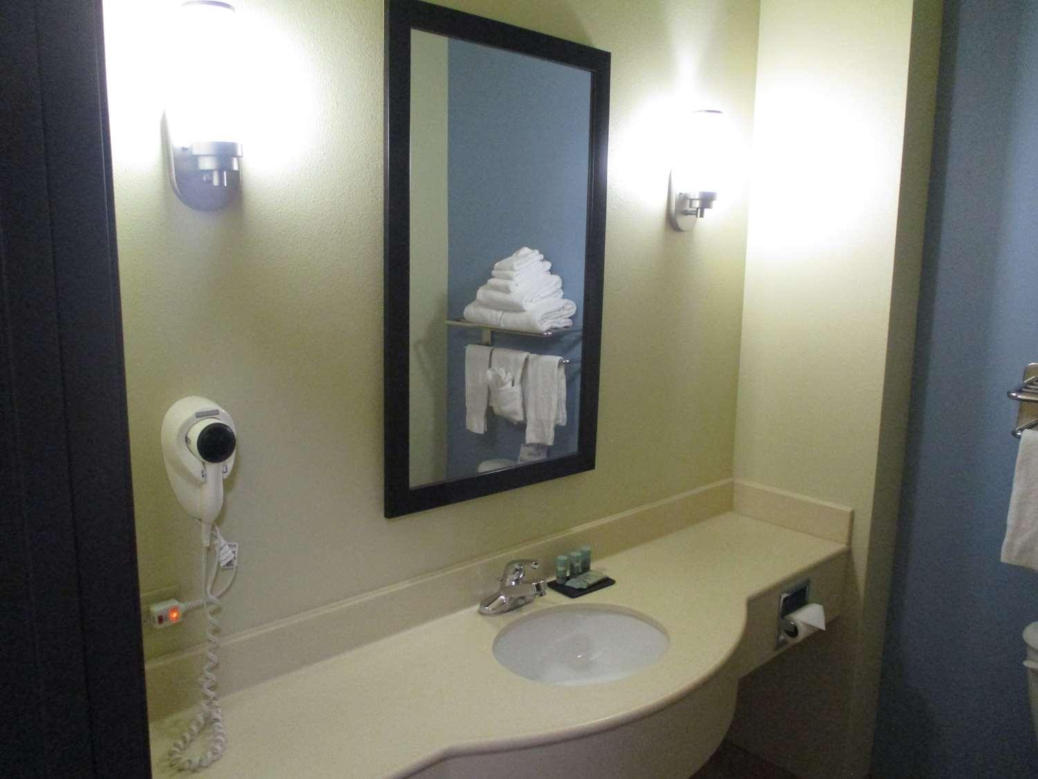 Best Western Coffeyville Central Business District Inn And Suites Dış mekan fotoğraf