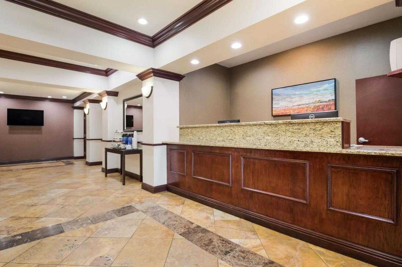 Best Western Coffeyville Central Business District Inn And Suites Dış mekan fotoğraf