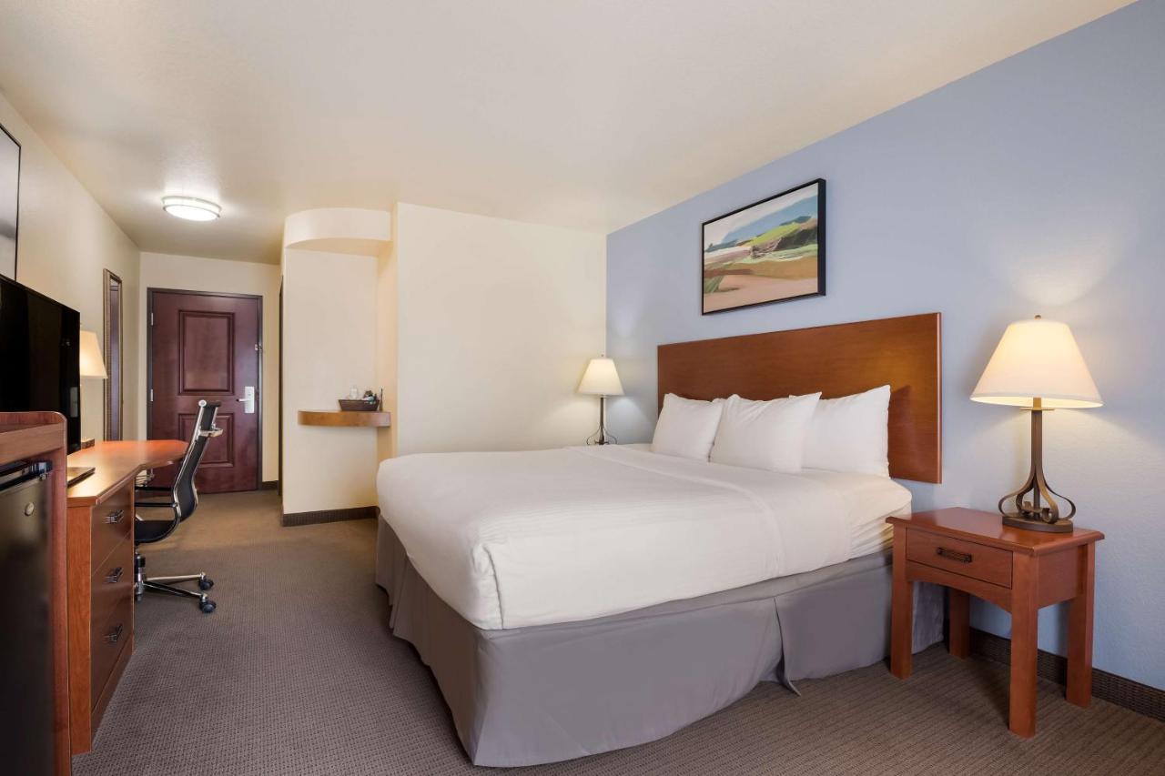 Best Western Coffeyville Central Business District Inn And Suites Dış mekan fotoğraf