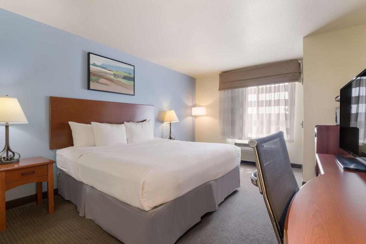Best Western Coffeyville Central Business District Inn And Suites Dış mekan fotoğraf