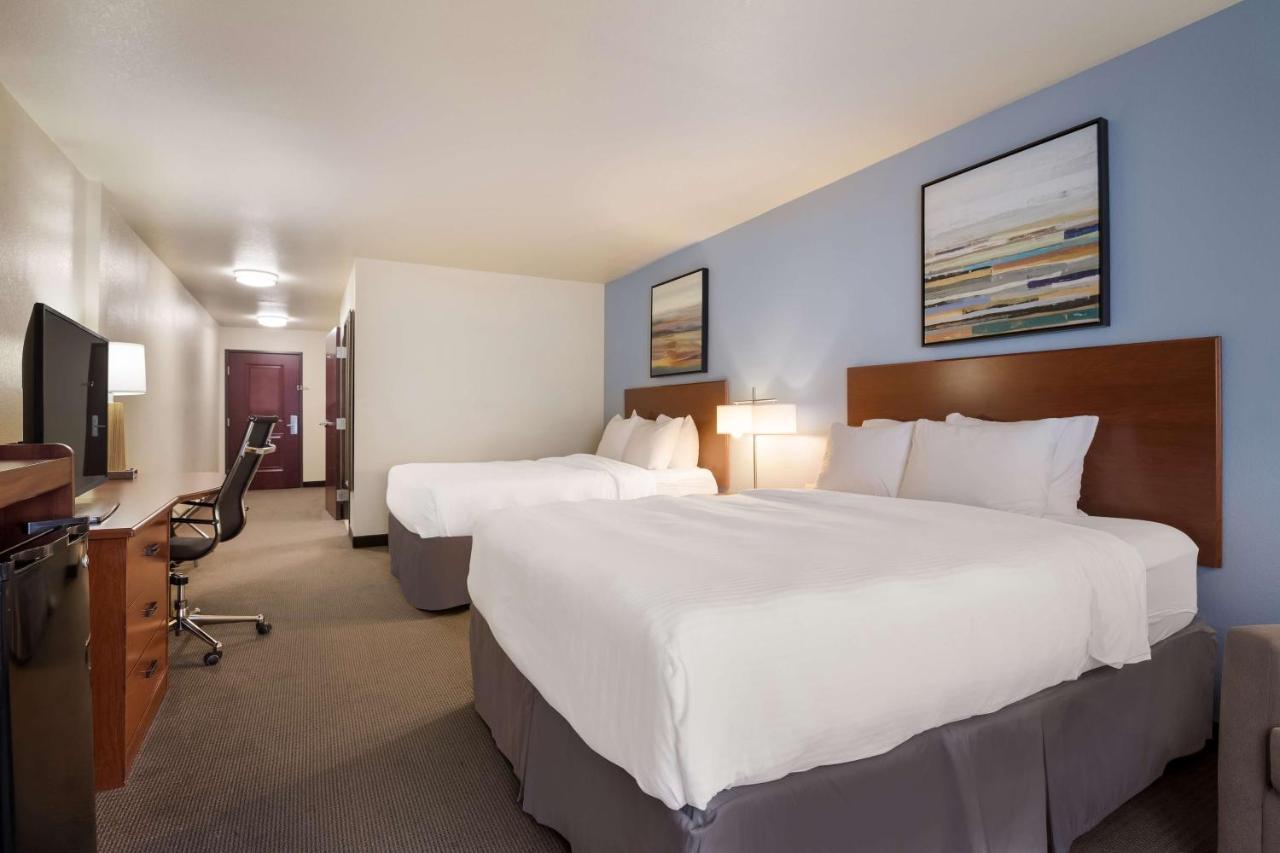 Best Western Coffeyville Central Business District Inn And Suites Dış mekan fotoğraf